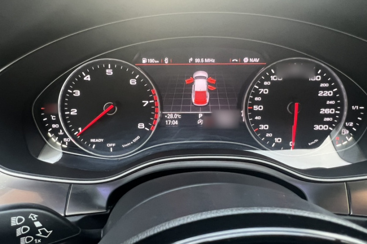 奥迪A7 2017款 35 TFSI 时尚型中控内饰7009