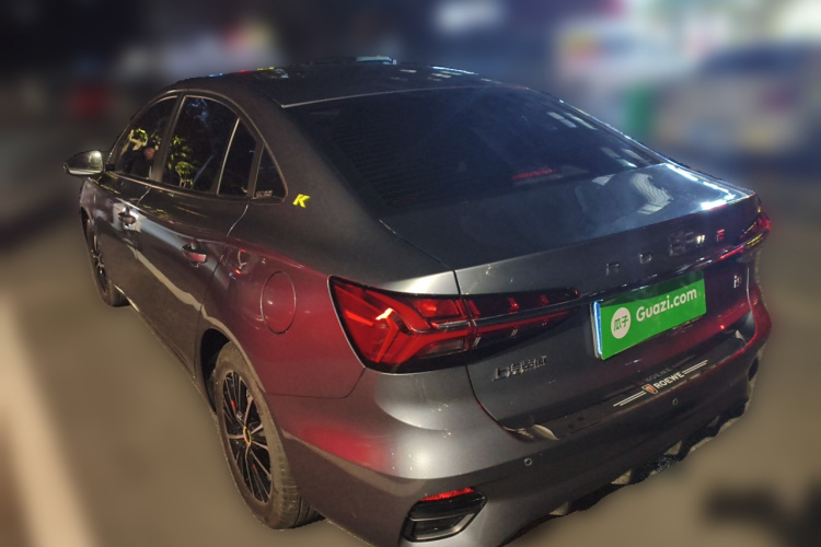 荣威i5 2021款 1.5L CVT铂金版车身外观6003