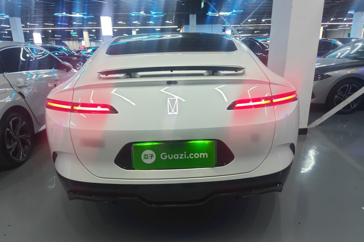 阿维塔12 2025款 Max纯电版车身外观6