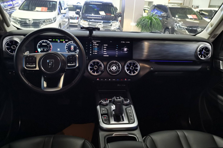 坦克300 2023款 城市版 2.0T 很有型中控内饰12