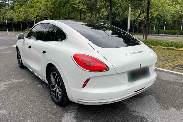 欧拉闪电猫 2022款 555km 尊贵版车身外观6004