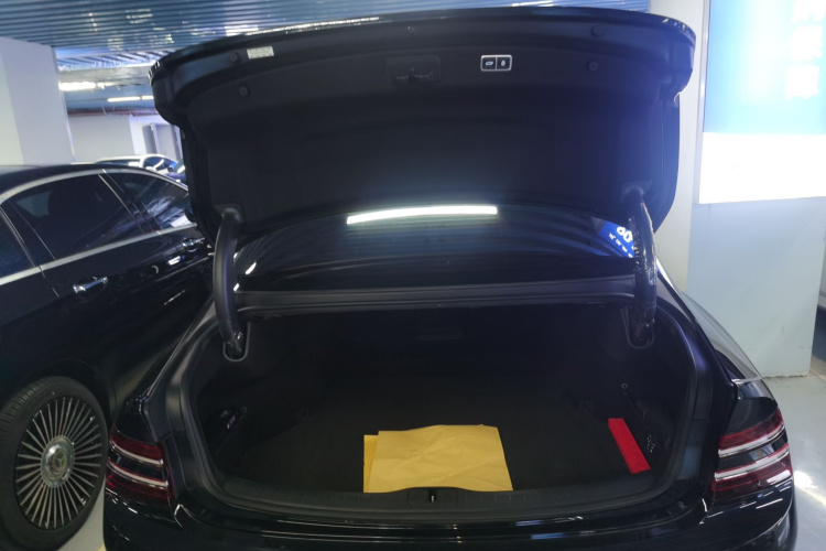 捷尼赛思G80 2023款 2.5T 后驱豪华版机舱底盘23