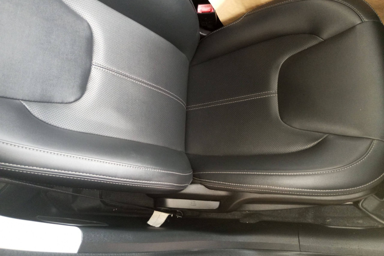 奇瑞 艾瑞泽5 2019款 改款PRO 1.5L CVT青春版 国VI局部细节41