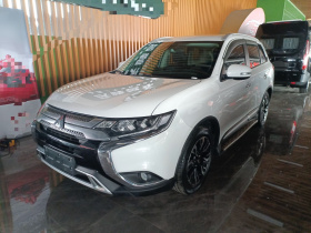 三菱 欧蓝德 2019款 2.4L 四驱致享版 5座 国VI