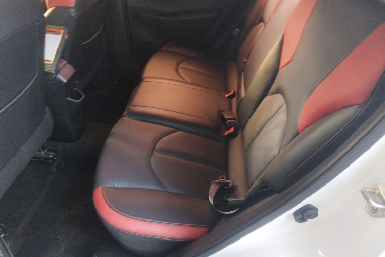 纳智捷 U5 SUV 2017款 1.6L CVT名士版中控内饰21