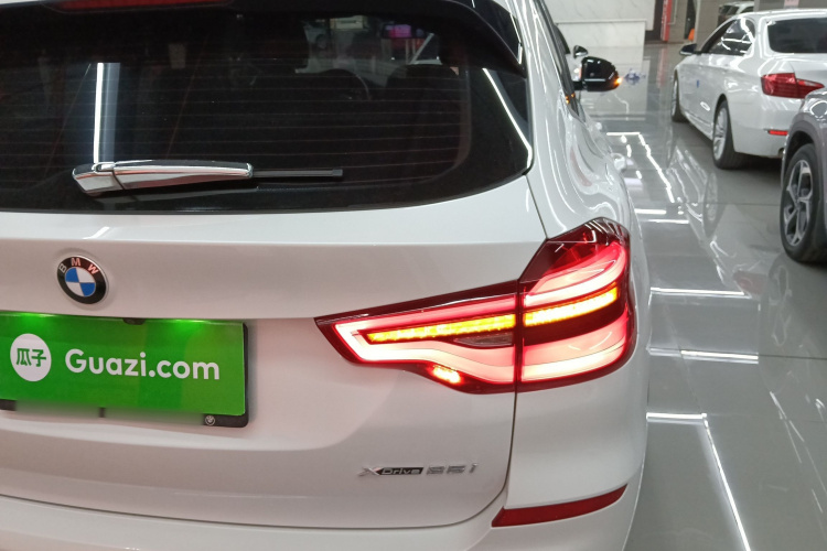 宝马X3 2020款  xDrive25i 豪华套装车身外观9