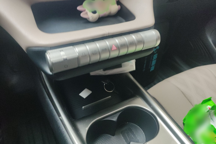 比亚迪 海豚 2023款 420km 时尚版局部细节18