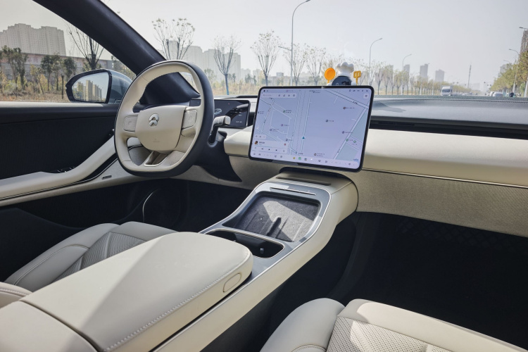 蔚来ET5T 2025款 75kWh Touring中控内饰7002