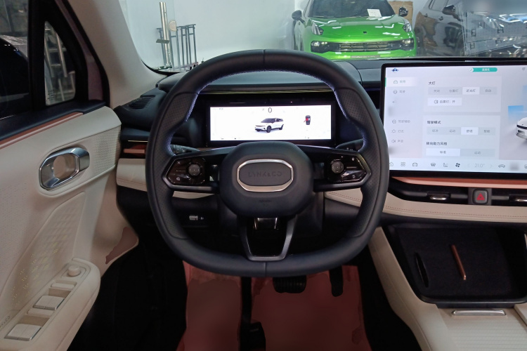 领克06 2025款 Shero 1.5T 紫色特别版局部细节13