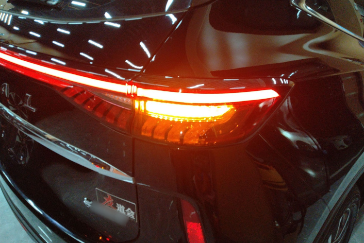 哈弗H6 2022款 第三代 1.5T 自动两驱Max车身外观9