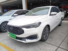 福特 福睿斯 2021款 1.5L 自动钻石版