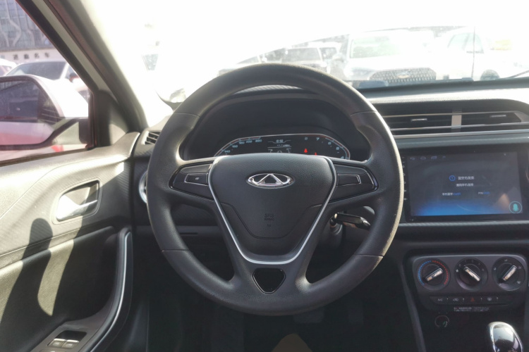 奇瑞 瑞虎3X 2018款 1.5L 自动舒适版中控内饰13