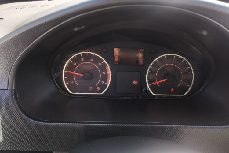 五菱汽车 五菱荣光 2021款 1.5L加长基本型L3C局部细节14