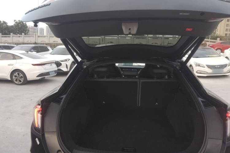 ARCFOX极狐 极狐 阿尔法S(ARCFOX αS) 2022款 HI版 高阶版机舱底盘23