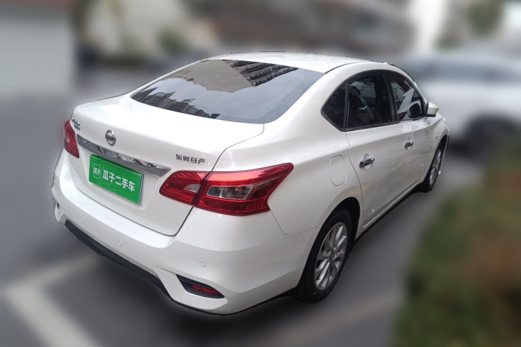 日产 轩逸 2021款 经典 1.6XL CVT豪华版车身外观7