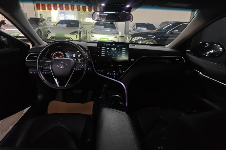 丰田 凯美瑞 2021款 2.0G 豪华版中控内饰7002