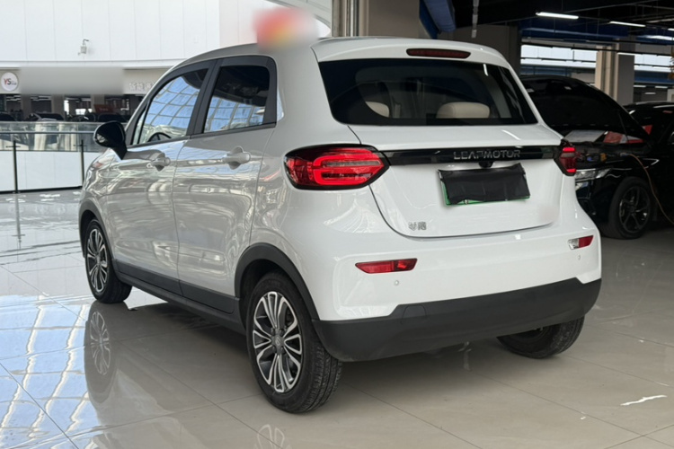 零跑汽车 零跑T03 2024款 403舒享版车身外观6002