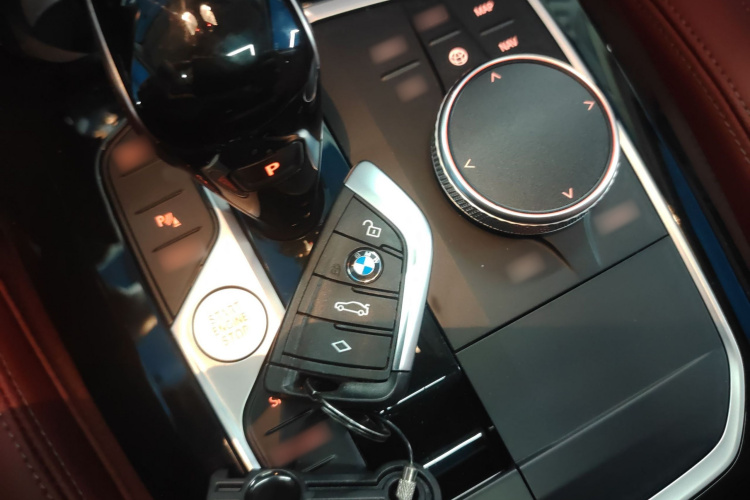 宝马X3 2022款 改款 xDrive25i M运动套装中控内饰7001