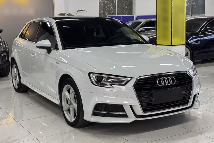 奥迪A3 2018款 30周年年型 Sportback 35 TFSI 时尚型车身外观6002