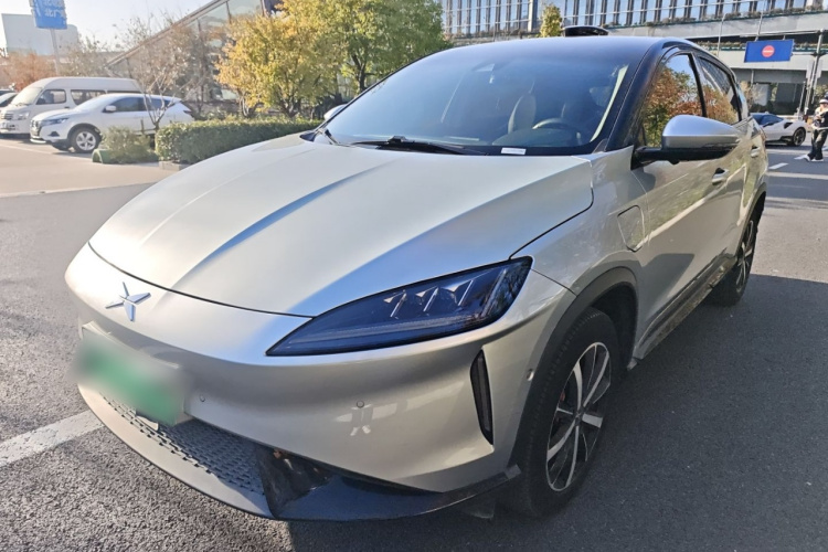 小鹏G3 2019款 尊享版车身外观1