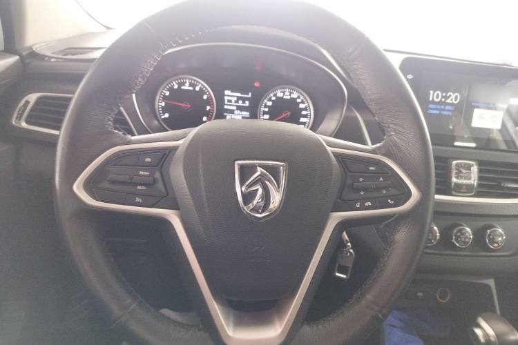 宝骏730 2019款 1.5T CVT时尚型 7座 国VI中控内饰13