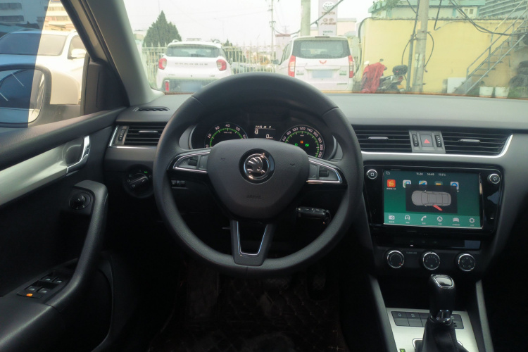 斯柯达 明锐 2019款 1.5L 自动舒适版局部细节13