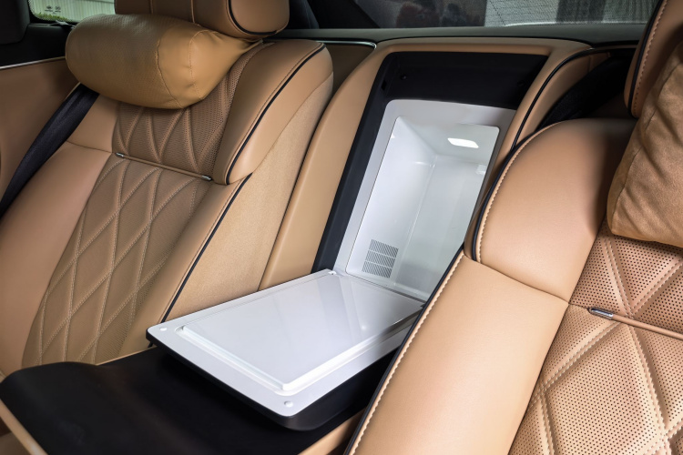 鸿蒙智行 享界S9 2025款 增程 Ultra中控内饰7012