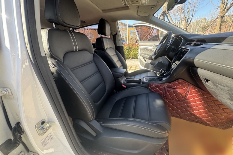 名爵 MG6 2017款 20T 自动尊享互联网版 国V中控内饰7001