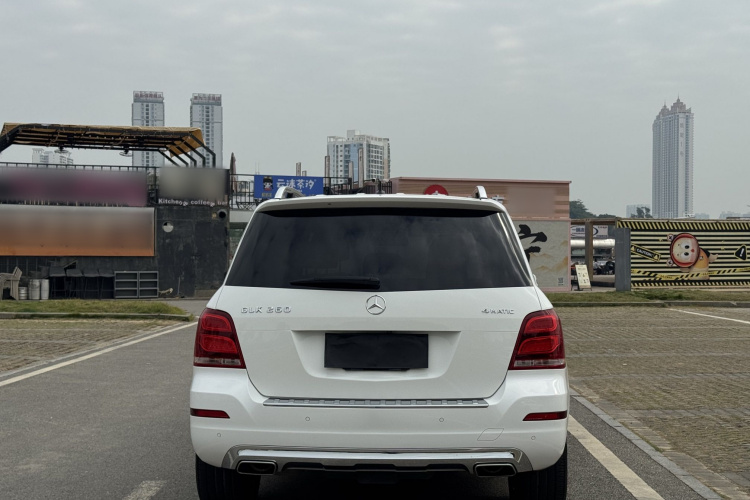 奔驰GLK级 2015款 GLK 260 4MATIC 时尚型 极致版车身外观6006