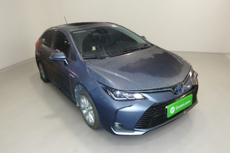 丰田 卡罗拉 2021款 双擎 1.8L E-CVT精英版车身外观3