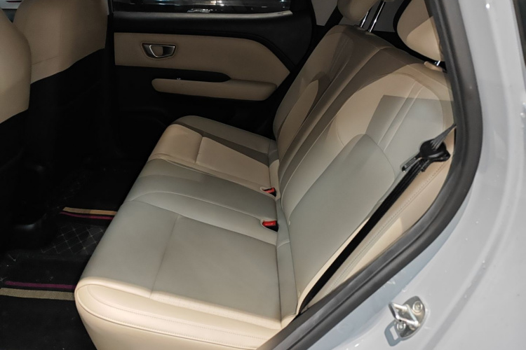 五菱汽车 五菱缤果PLUS 2024款 510km 旗舰版 四座版中控内饰7004