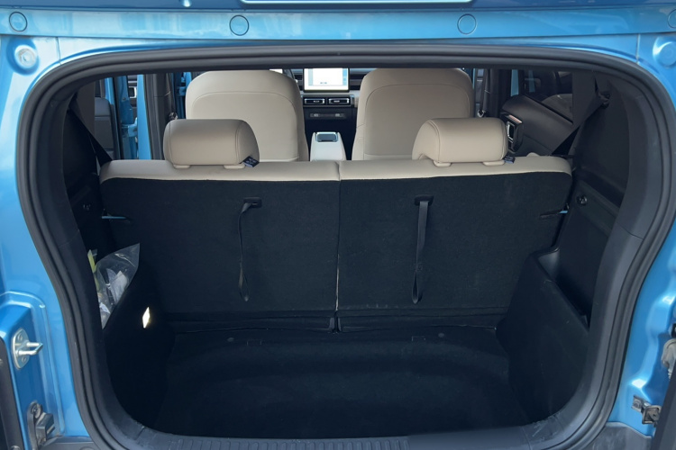 宝骏悦也Plus 2024款 智尊版 4座局部细节23