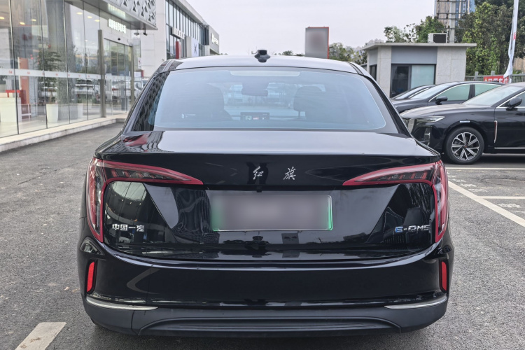 红旗E-QM5 2023款 改款 基础出行版车身外观6005