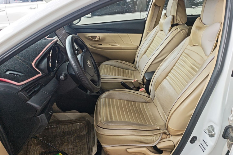 丰田 YARiS L 致享 2017款 1.5E CVT魅动版中控内饰19