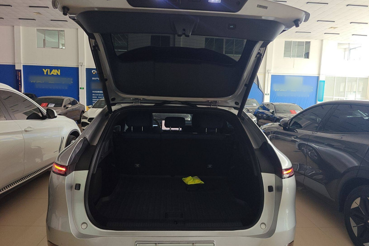 小鹏G6 2023款 580 长续航 Pro中控内饰23