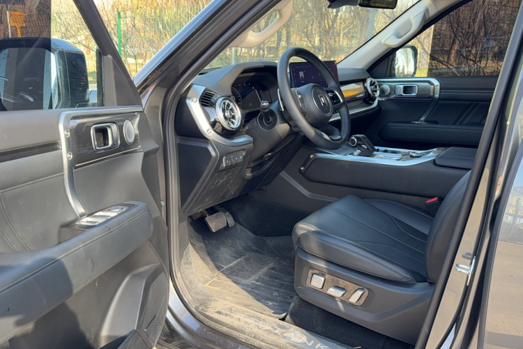 坦克400新能源 2023款 Hi4-T 超能版中控内饰7002