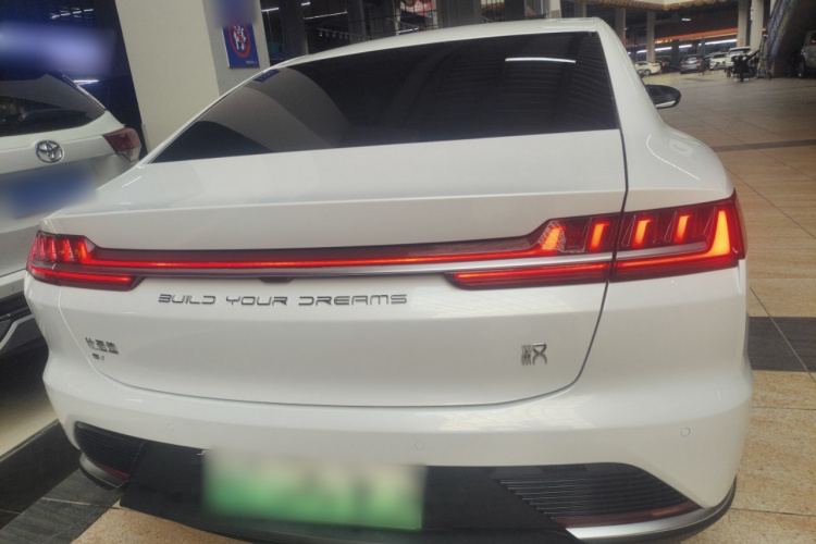 比亚迪 汉 2021款 EV 标准续航版豪华型车身外观6