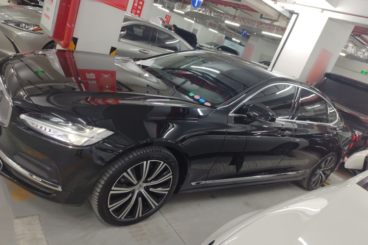 沃尔沃S90 2024款 B5 智远豪华版车身外观6003