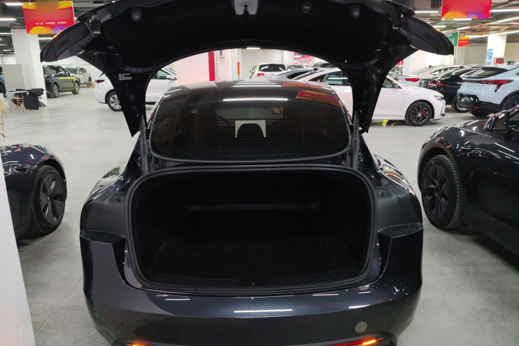 特斯拉 Model 3 2023款 长续航全轮驱动版局部细节23