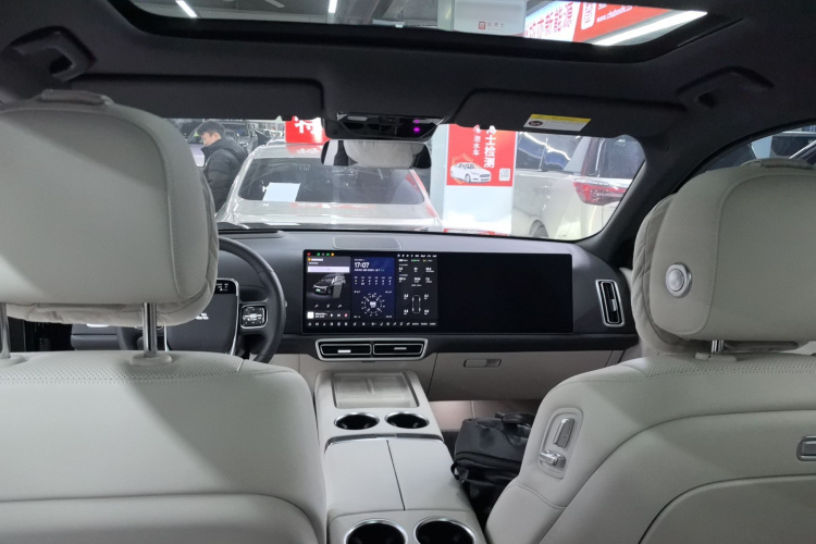理想汽车 理想L9 2024款 Ultra中控内饰22