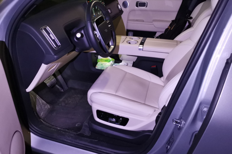 理想汽车 理想L9 2024款 Ultra中控内饰19