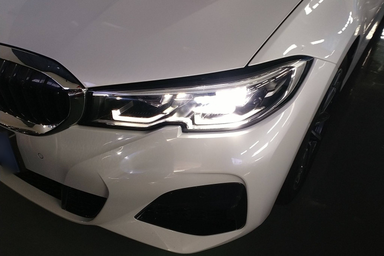 宝马3系 2021款 325Li M运动套装车身外观36