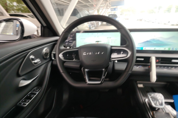 奇瑞 风云A8 2024款 127 驭风版中控内饰13