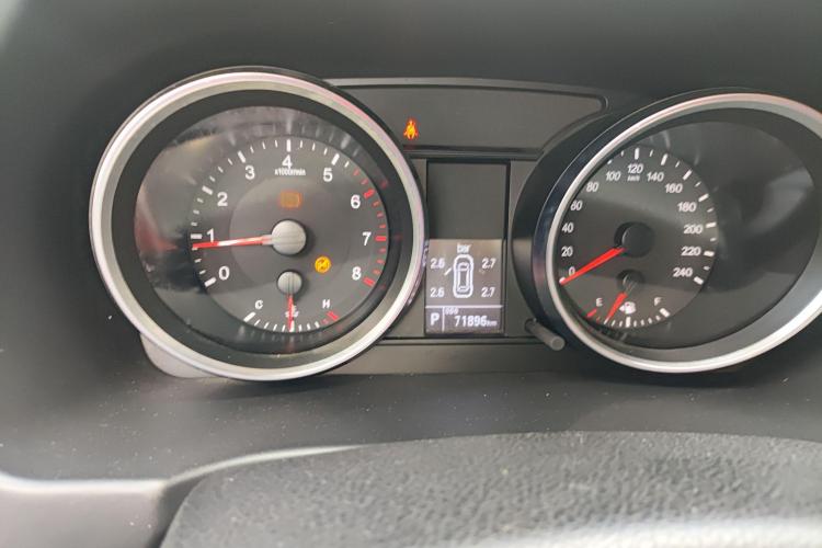 哈弗H6 2017款 改款红标 运动版 1.5T 自动两驱豪华型中控内饰14