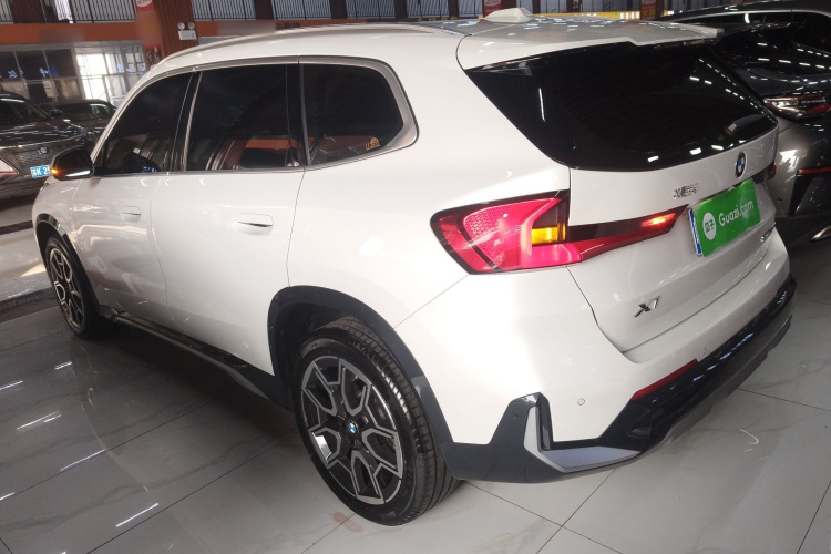 宝马X1 2023款 sDrive25Li X设计套装车身外观4