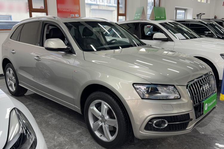 奥迪Q5 2017款 Plus 40 TFSI 进取型车身外观6002