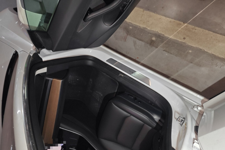 特斯拉 Model 3 2020款 改款 长续航后轮驱动版局部细节9005