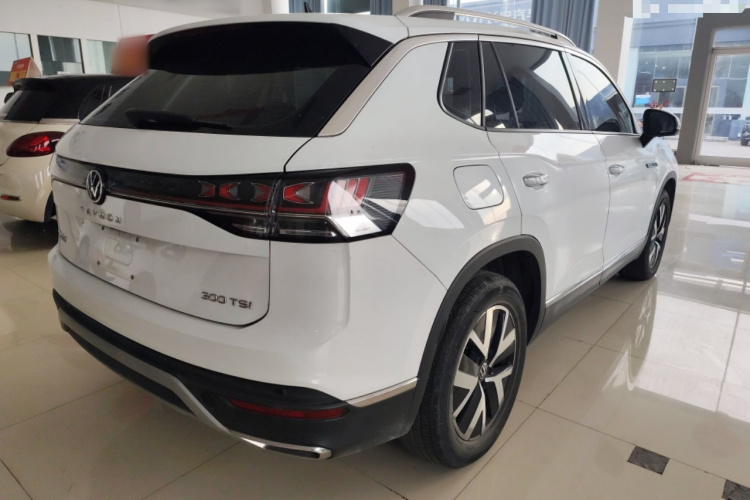 大众 探岳 2023款 300TSI 两驱豪华Plus进阶版车身外观7