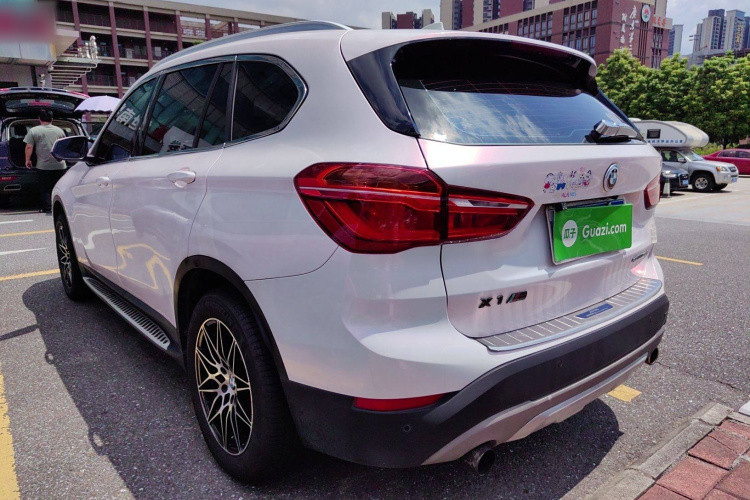宝马X1 2018款 sDrive18Li 时尚型车身外观6005