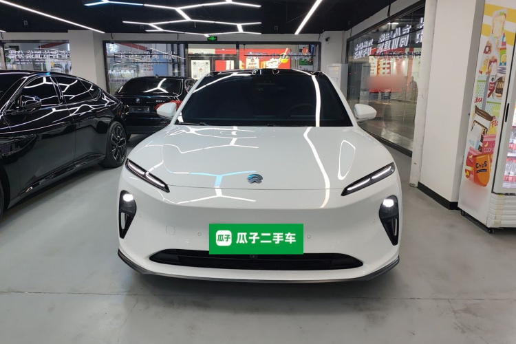蔚来ET5T 2024款 75kWh Touring车身外观2